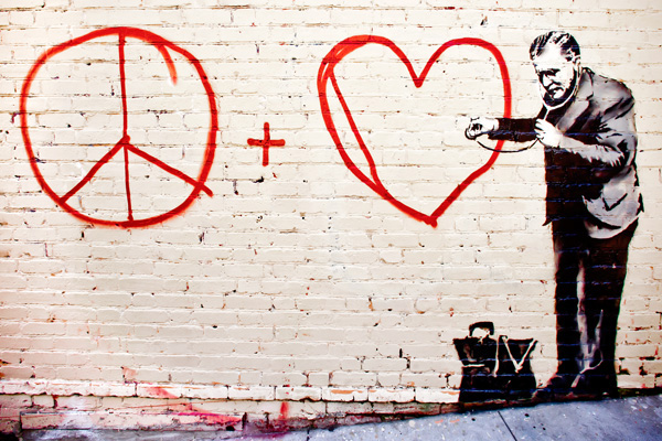 obra Erie and Mission Street, San Francisco (graffiti attributed to Banksy)